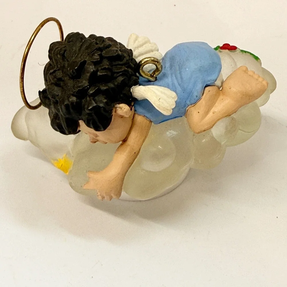 Hallmark Keepsake Heavenly Dreamer Angel Ornament Handcrafted Vintage Sleeping